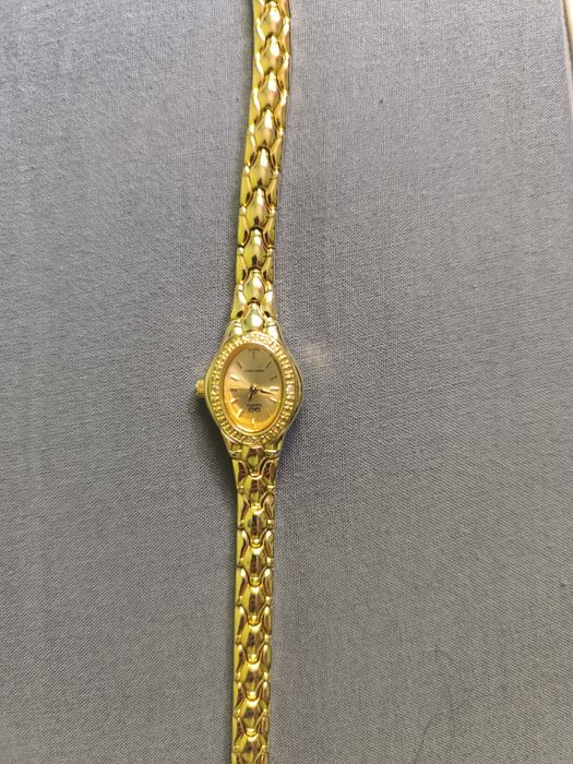 Ceas damă Q&Q Quartz auriu – funcțional, stare foarte bună