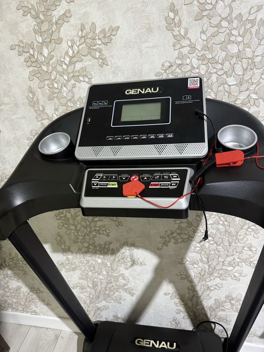 Беговая дорожка Genau