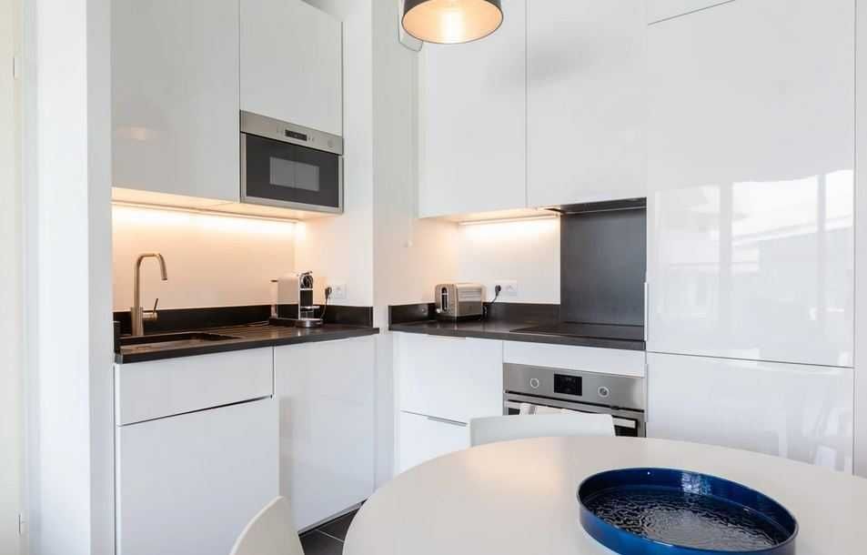 Продава се Двустаен апартамент в София, Младост 4 - 74 кв.м за 1919 €/кв.м - Снимка #2