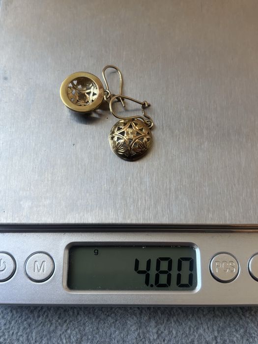 Златни обеци три вида злато 14 карата(585) 2.35