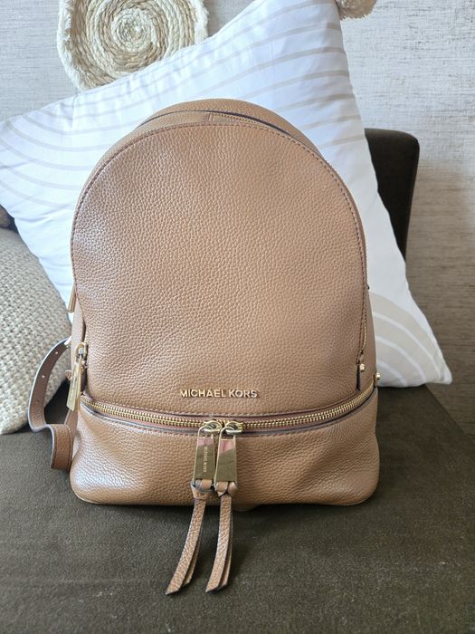 Michael kors раница като Нова