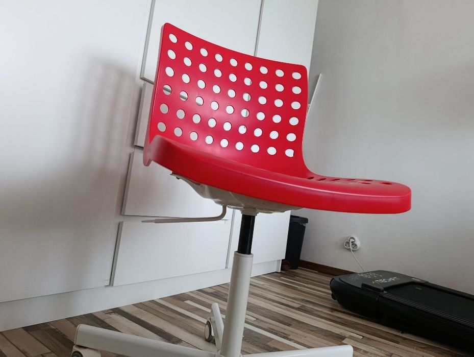 Детски стол - 2бр.