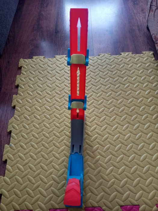 Писта с две колички