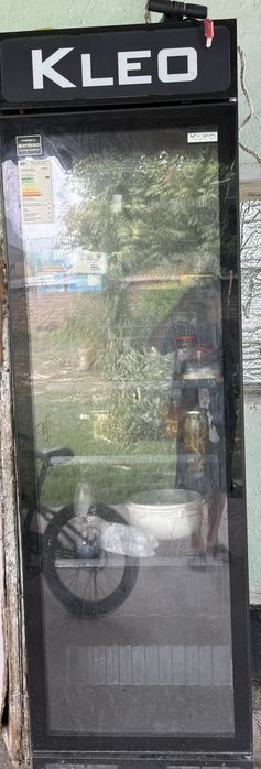 Холодильник витрина KLEO