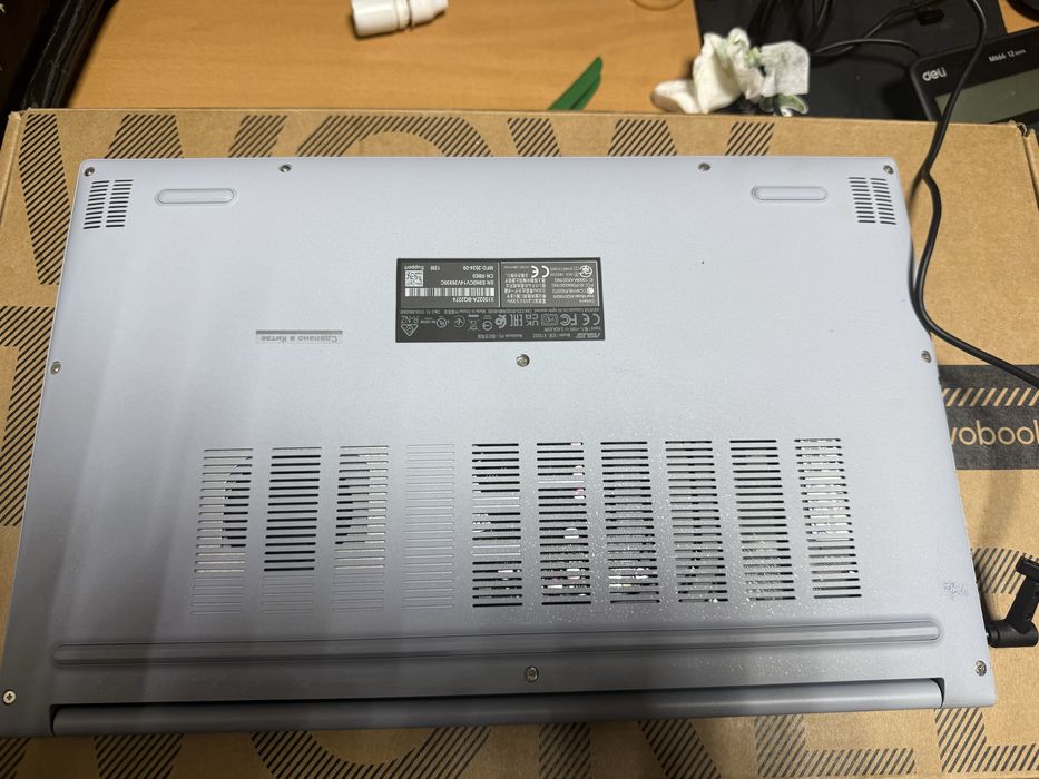 Asus vivobook 15