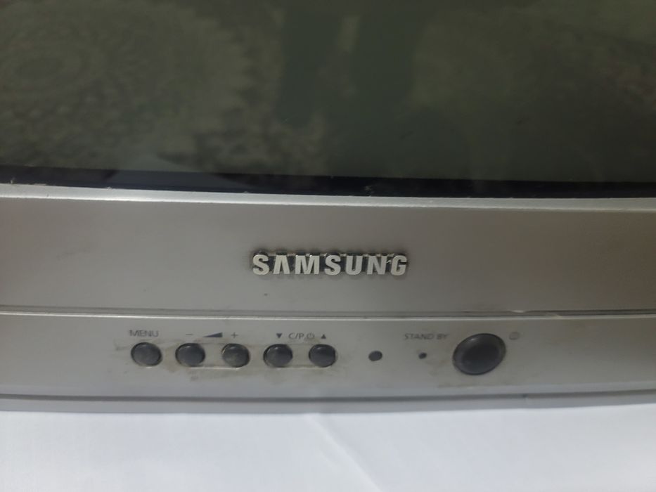 Samsung TV sotiladi