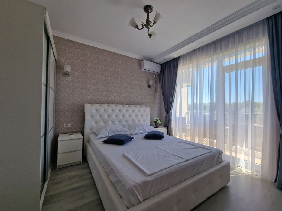 Cazare!! Mamaia Nord, Cataleya Residence - 3 camere mobilat-utilat,parcare ,350m distanta de Plaja