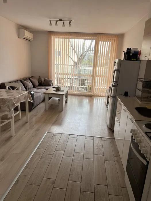 Дава се под наем Двустаен апартамент в Пловдив, Кючук Париж - 67 кв.м за 408 € - Снимка #1