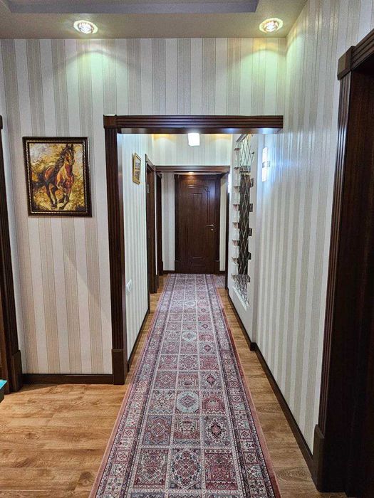 Карасу-2 (Мирзо-Улугбек), 5-комн, 110 м², 3/5, с ремонтом. Собственник