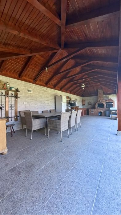 Proprietar vând casă Manastur județul Arad, proprietate spațioasă cu teren generos