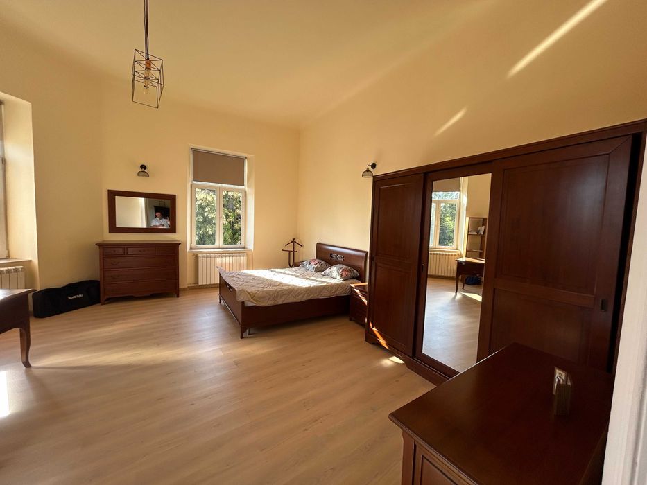 Parcul 1 Decembrie - Apartament 99 mp  ultracentral de vanzare in centrul istoric al orașului Oradea