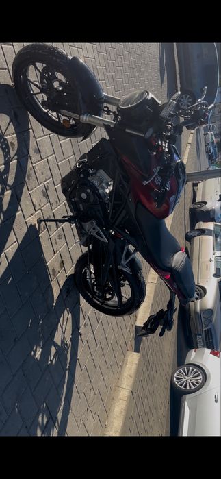 Vand Honda cb 125r 2020