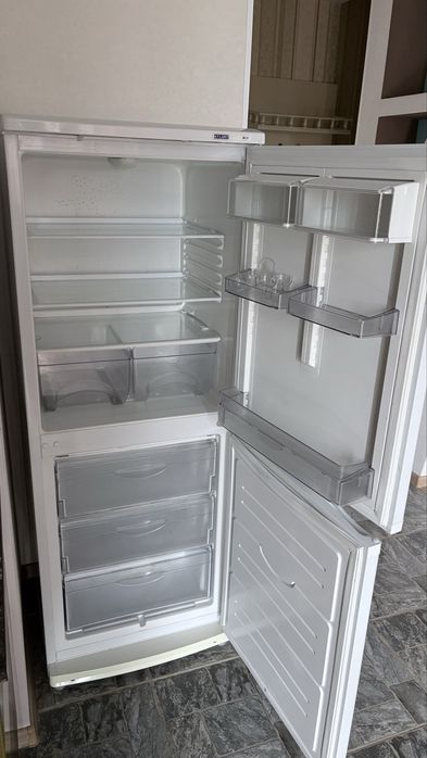 Холоидьник Атлант