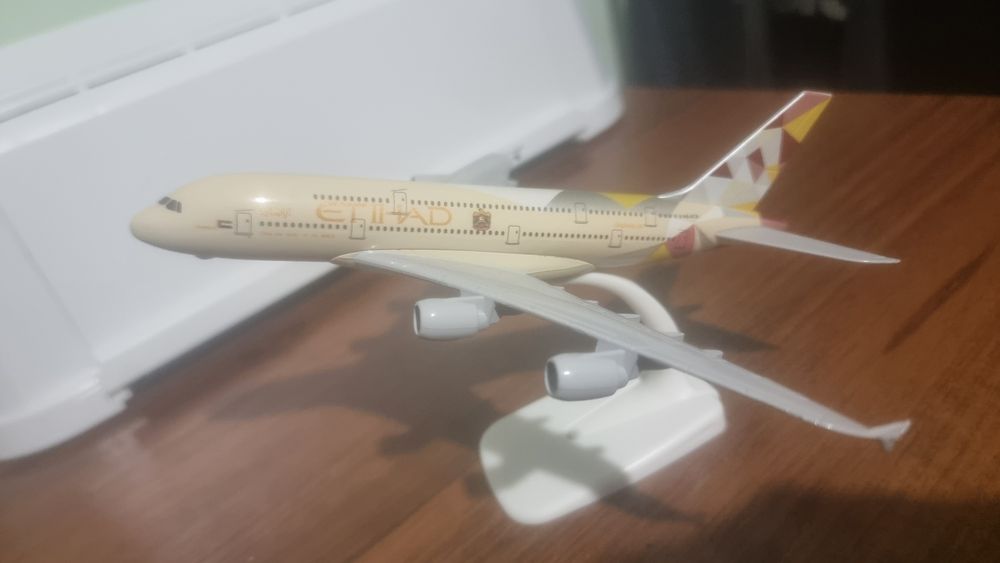 Модель самолета Airbus 380