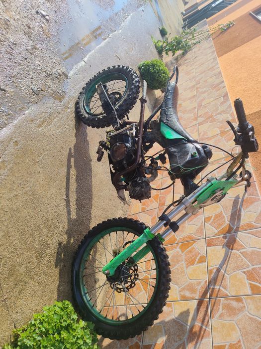 Cross 125 CC se vinde