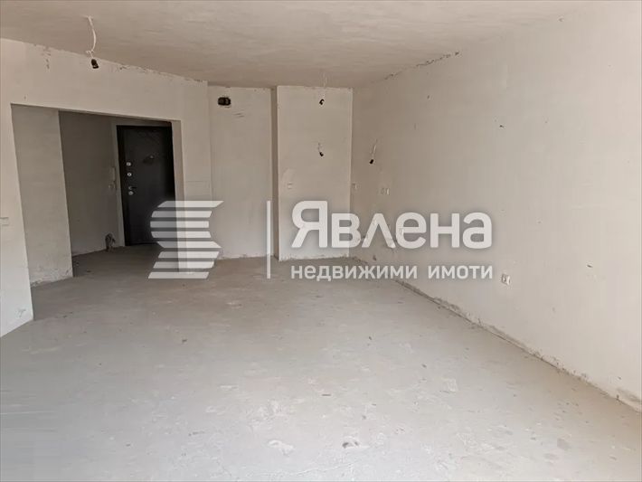 Продава се Тристаен апартамент в Варна, Левски - 111 кв.м за 1856 €/кв.м - Снимка #1