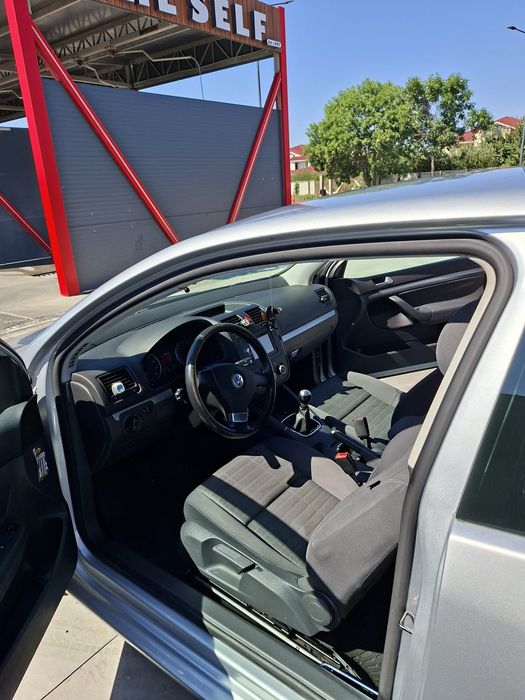 Volkswagen golf 5