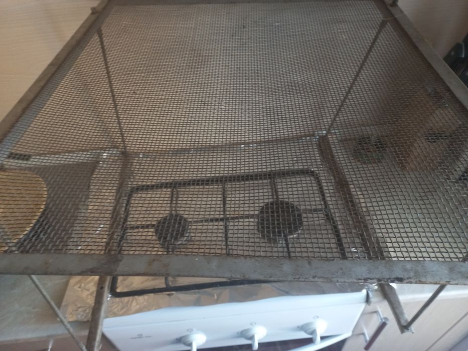 Продаётся сушилка для фруктов.