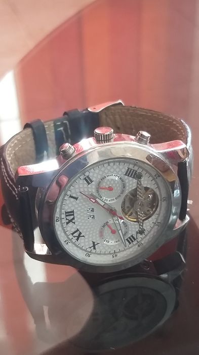 Vand ceas mecanism automatic