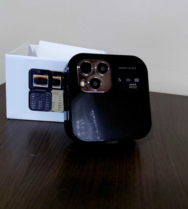Телефон i16 Pro Mini Flip. Черен на цвят.