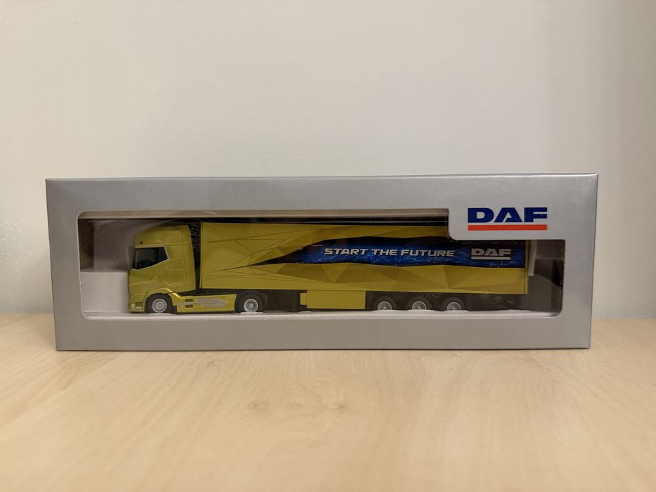 Macheta camion DAF XG WSI 1/87