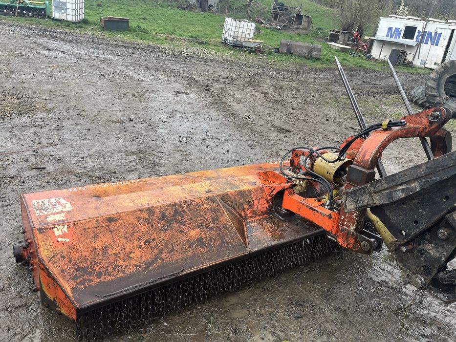 Freza de curatat pasuni 220m