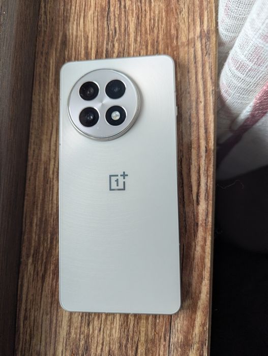 Oneplus 13R 12/256  impecabil