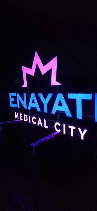 Reclame luminoase ,litere volumetrice ,casete