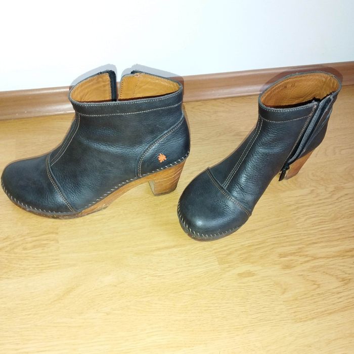 ART company - дамски обувки 40