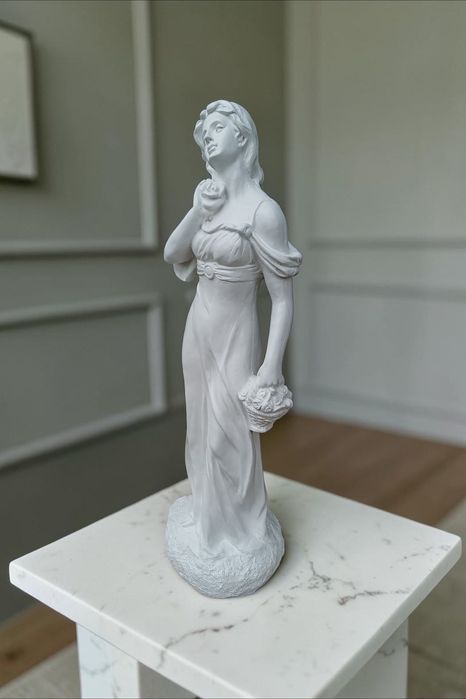 Statuie din Marmură Turnată cu Rășină
