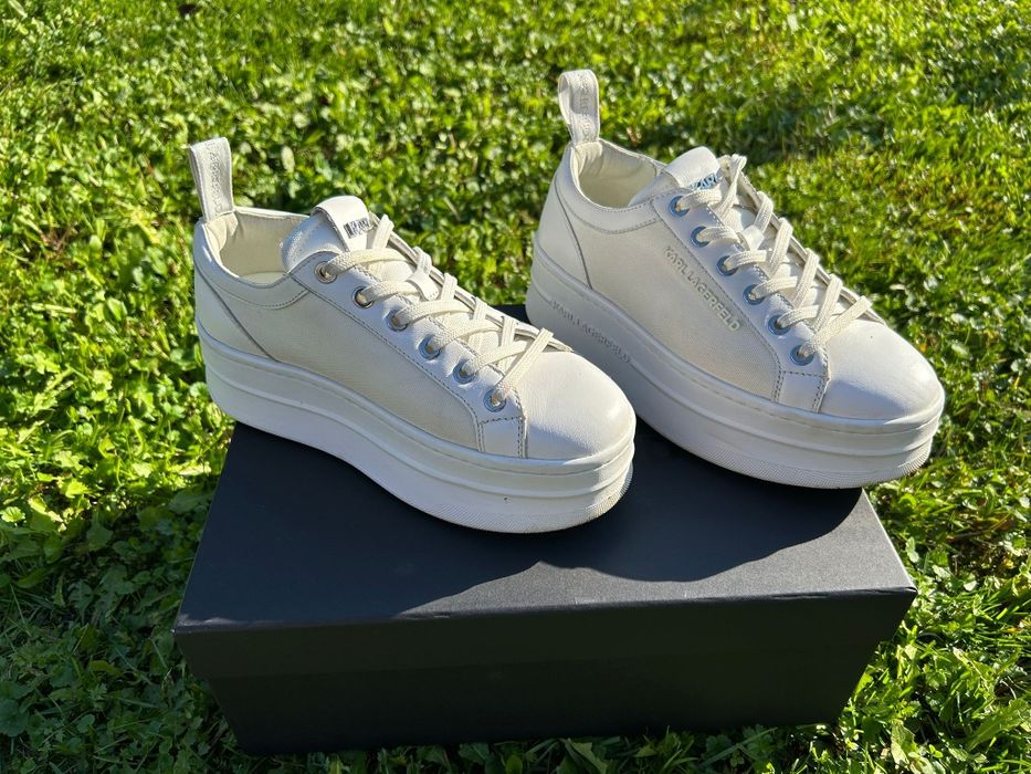 Karl Lagerfield mărimea 37