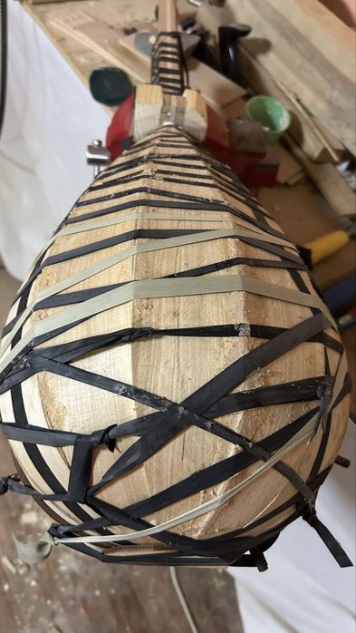 Домбыра және тағыда басқа музыкалық аспаптарды жөндеу