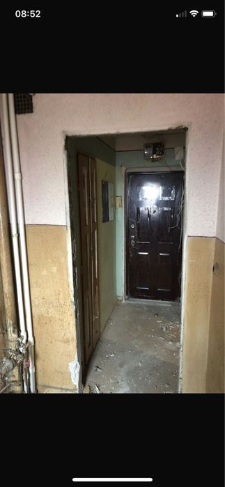 Vand aparta 2 camere Vlaicu , str Predeal , et 9 din 10