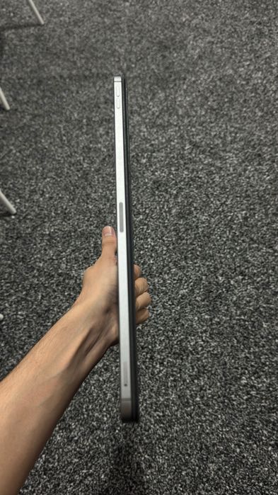 Ipad PRO(m2 chip) 12.9 inch 256gb wifi+ sim karta
