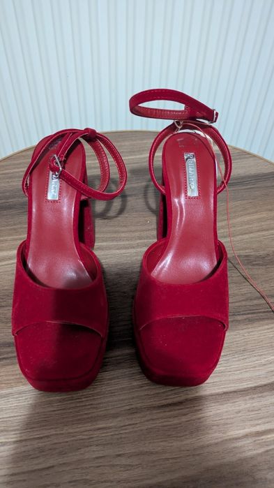 Sandale primark noi 39