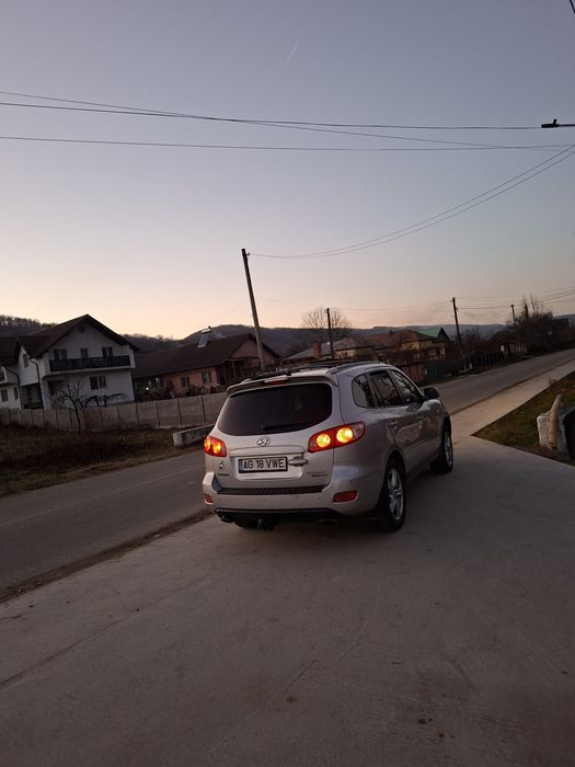 Vând schimb hiundai santafe