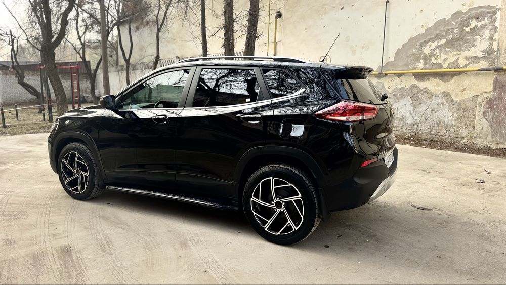 Tracker 2 2023 г. Отличное состояние.