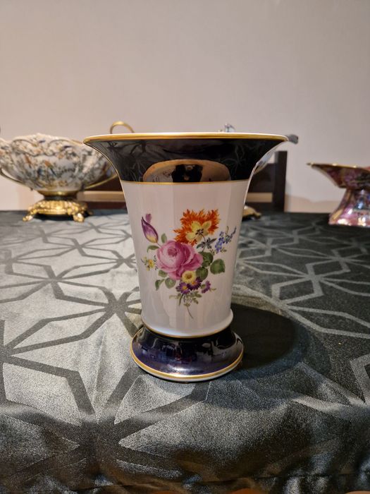 Прекрасна антикварна колекционерска порцеланова ваза Meissen