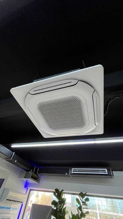 Кассетный кондиционер MIDEA - 48,000 Btu / Инверторный / Доставка