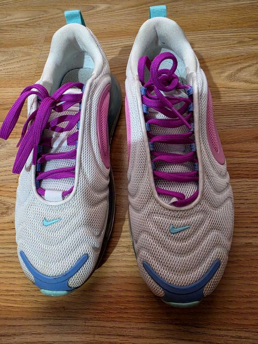 Дамски маратонки Nike Air Max 720