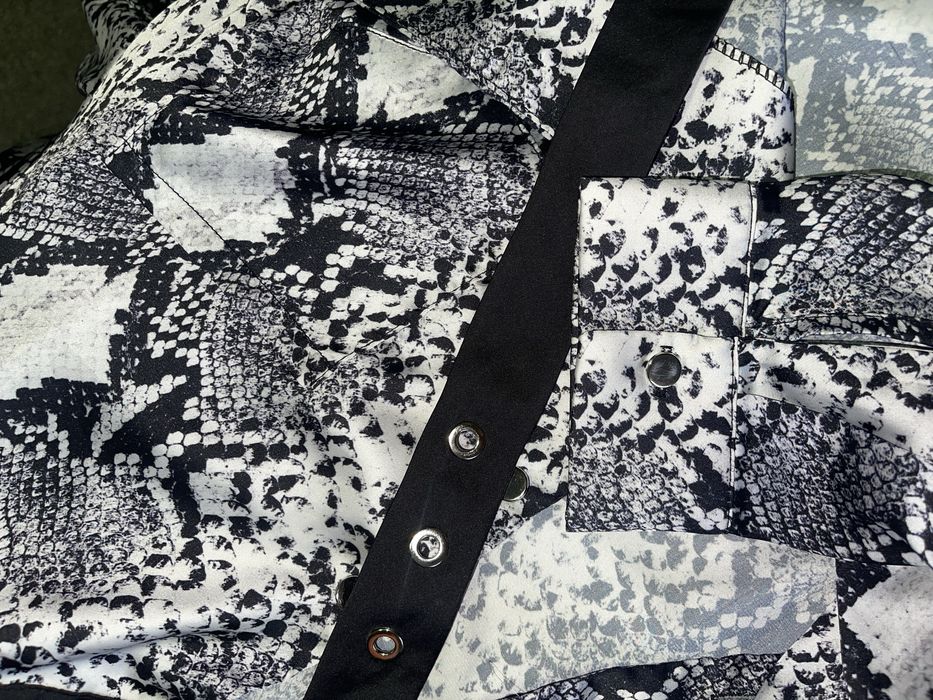 Женская стильная рубашка продается