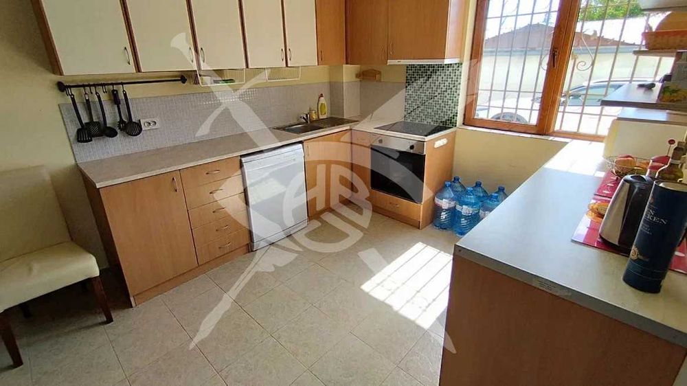 Продава се Къща в Каблешково - 350 кв.м за 543 €/кв.м - Снимка #5