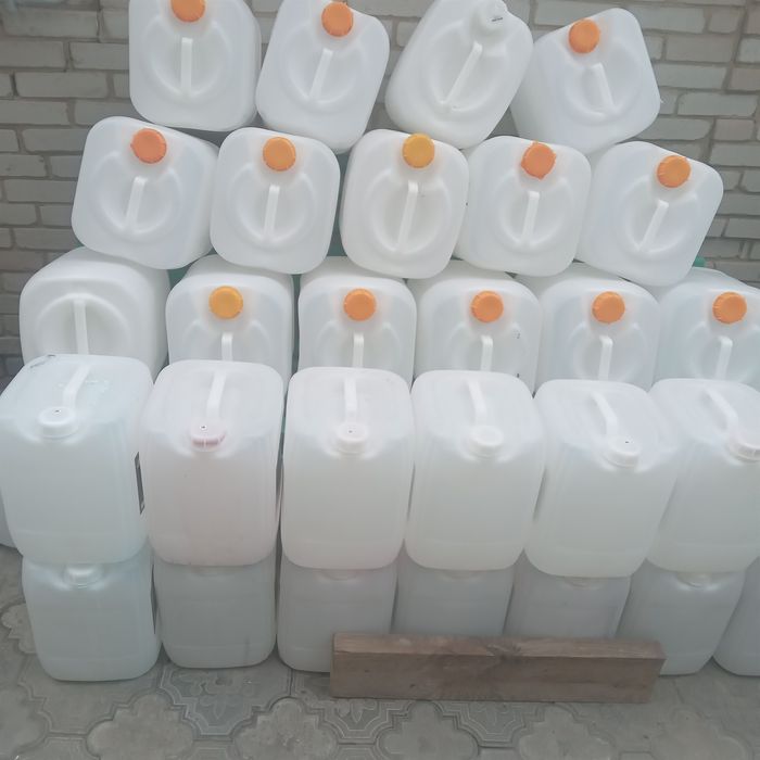 Продам канистры 20л.30л.В идеальном состоянии.