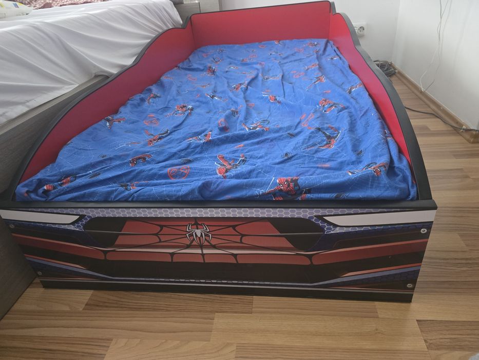 Patut copii spider-man