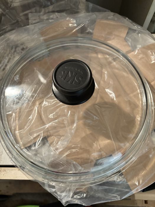 Тенджера SKK със стъклен капак