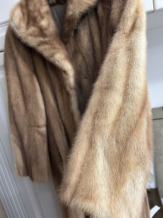Blană naturală din nurcă (vizon) Atelier Italia – Exclusivistă, Lungă