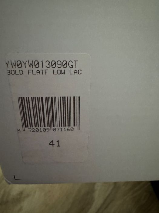 Calvin Klein Jeans естествена кожа  Сникърси