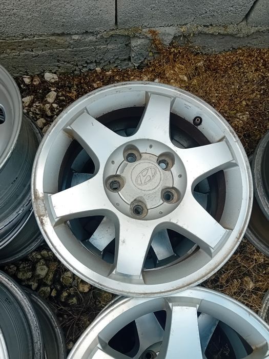 4 бр алуминиеви джанти 5х114.3 Хюндай Санта Фе 1 / Hyundai Santa Fe 1
