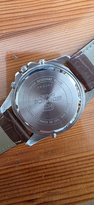 Часовник Casio Edifise