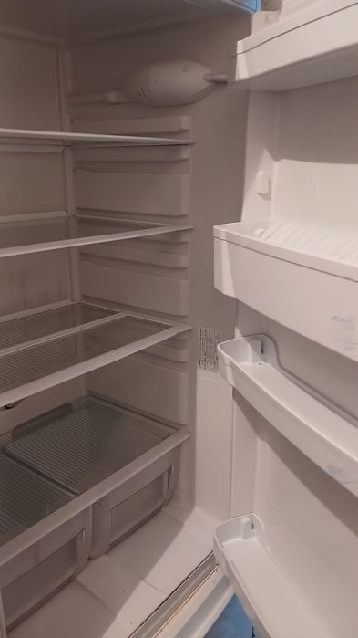 Холодильник indesit SB 185.027